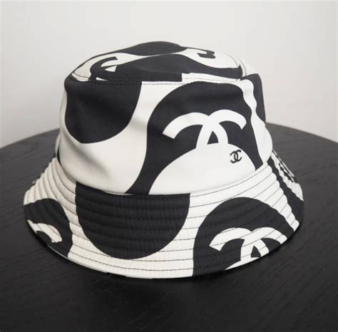 womens chanel baseball cap|women Chanel bucket hat.